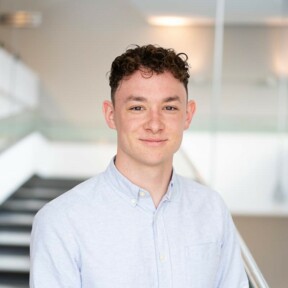 Ben Meder, Auszubildender Veranstaltungskaufmann © Koblenz-Touristik GmbH, Désirée von Canal Ben Meder, Auszubildender Veranstaltungskaufmann © Koblenz-Touristik GmbH, Désirée von Canal