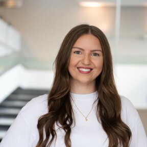 Jasmin Erkens, Personalerin der Koblenz-Touristik GmbH © Koblenz-Touristik GmbH, Désirée von Canal Jasmin Erkens, Personalerin der Koblenz-Touristik GmbH © Koblenz-Touristik GmbH, Désirée von Canal