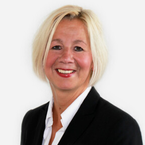 Leiterin Tourist-Information der Koblenz-Touristik GmbH Dagmar Pfeffer © Koblenz-Touristik GmbH Leiterin Tourist-Information der Koblenz-Touristik GmbH Dagmar Pfeffer © Koblenz-Touristik GmbH